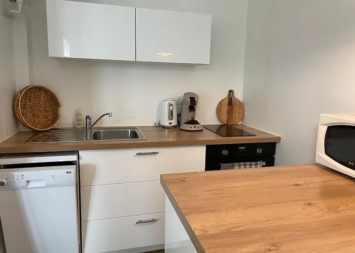 Grand Centre Ville, Gare Et A Pied Pornichet